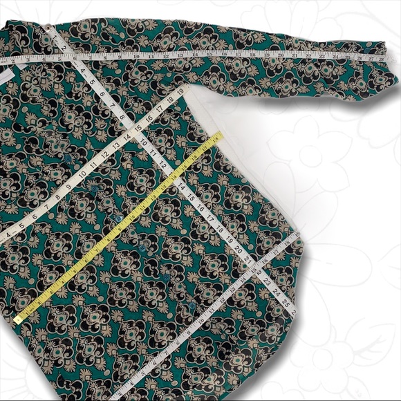 New York & Co Sheer Button-Down Blouse - Sm - Picture 14 of 15